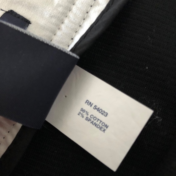 GAP Black Fit and Flare Skirt - Size 4 - Picture 3 of 6